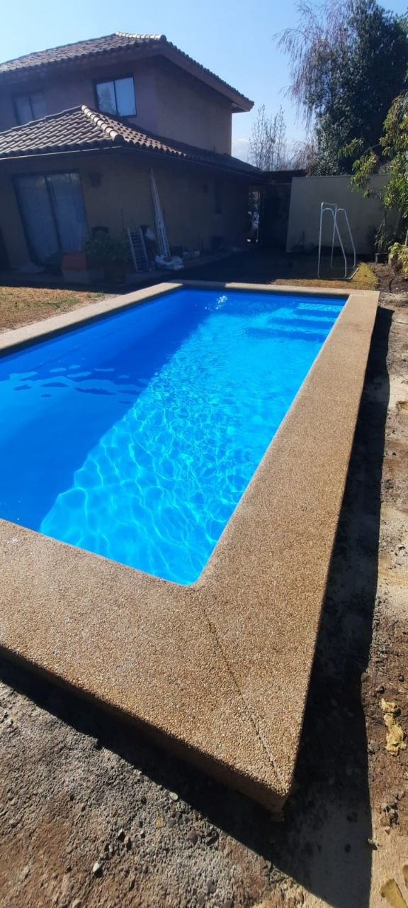 Rectangular con Escalera 6.4x3.4 Prof: 1 a 1.7